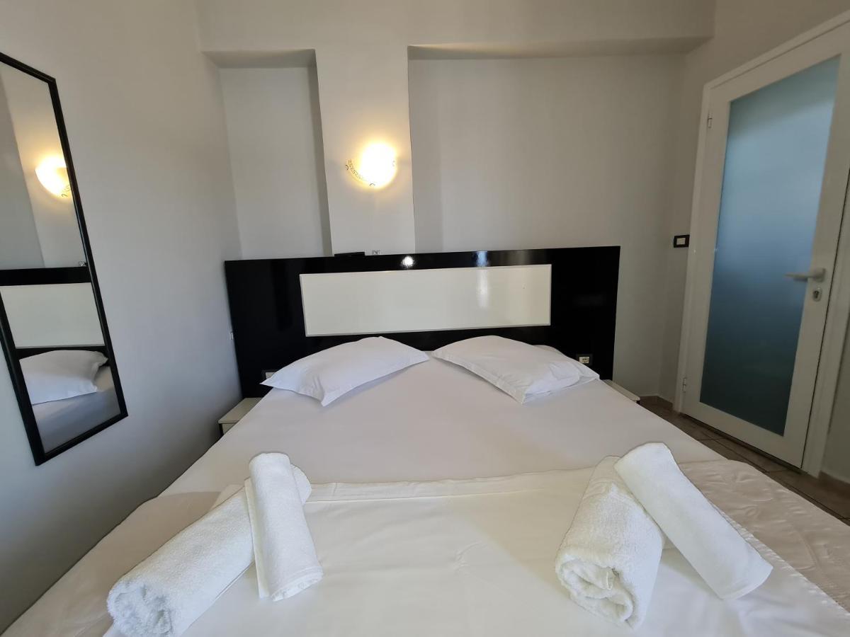 Hotel Ardiani كساميل المظهر الخارجي الصورة